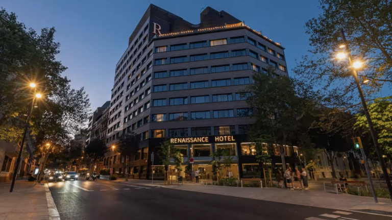 Renaissance Barcelona Hotel facade 5 etoiles seminaire entreprise Barcelone