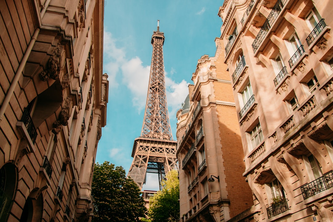 Activité team building en plein air dans les rues de Paris