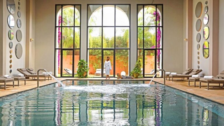 Piscine intérieure chauffée de l'O-SPA by Kenzi, Kenzi Club Agdal Medina Marrakech